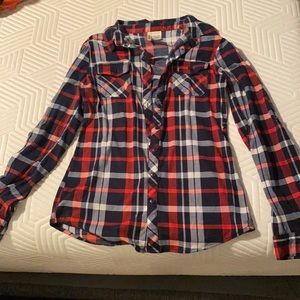Long sleeve plaid shirt